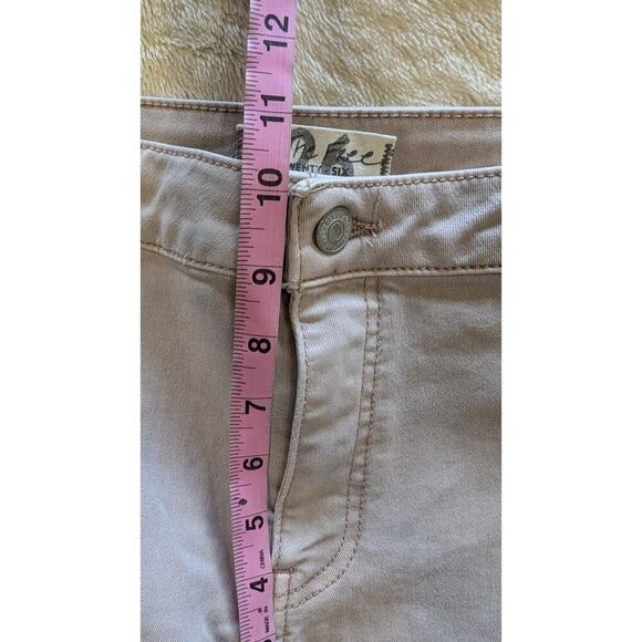 WE THE FREE Just Float On Super Flare Raw Hem High Waist Size 26 Jeans - Picture 7 of 8